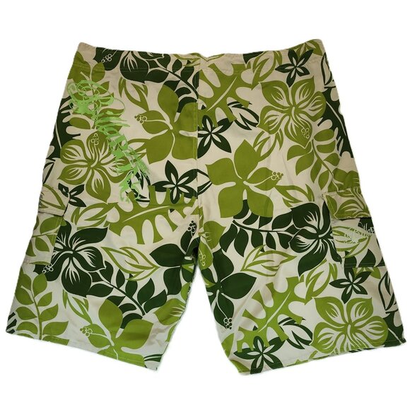 Mens Hawaiian Print Board & Swim Shorts in Green Colours - Picture 2 of 5